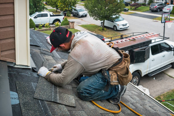 Professional Roofing technician working in Prairie, MS